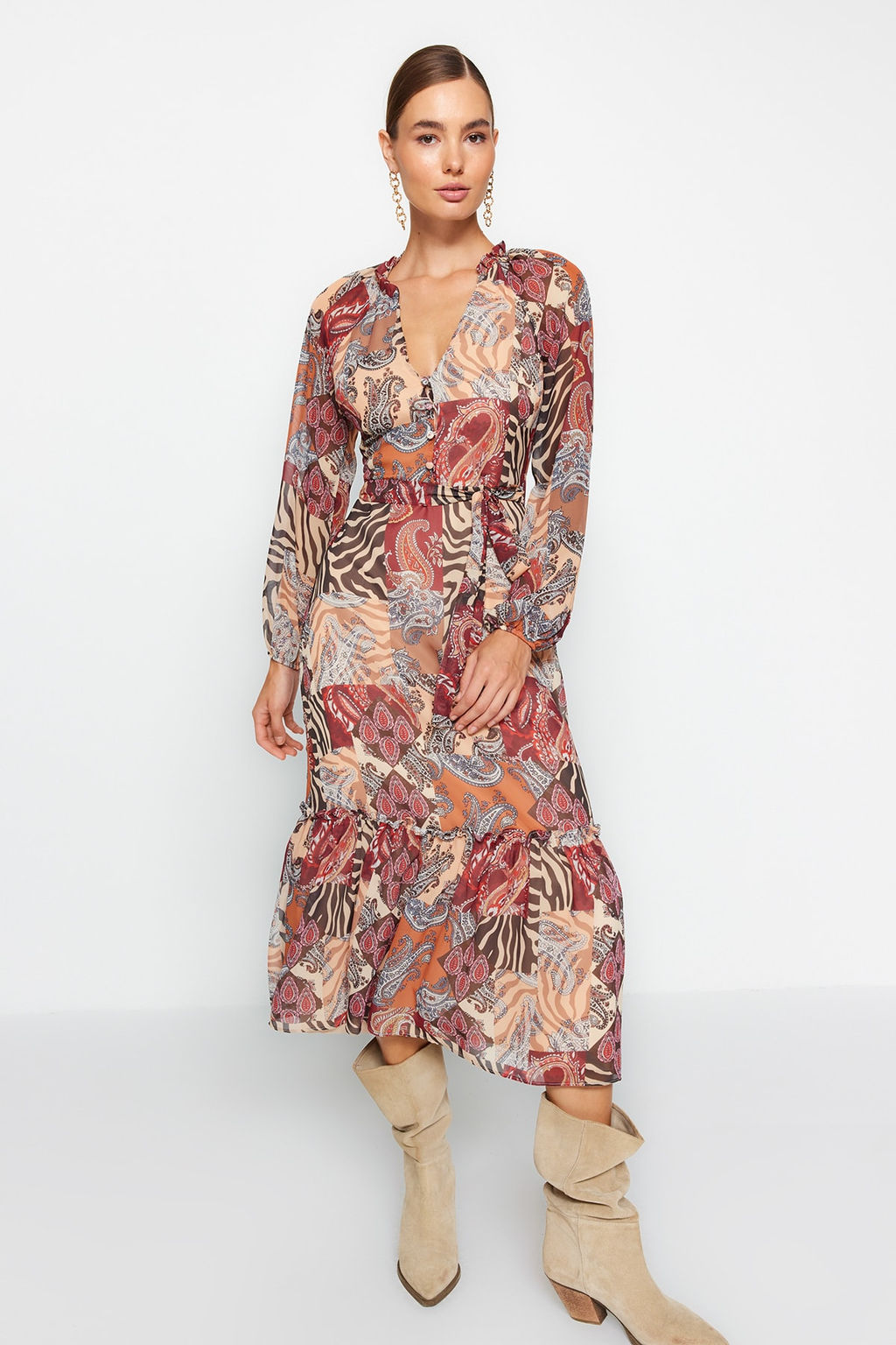 TRENDYOLMILLA Cok Renkli Kusakl? Etnik Desenli Etegi Volanl? Astarl? Midi Dokuma Elbise TWOAW24EL00356  фото 7