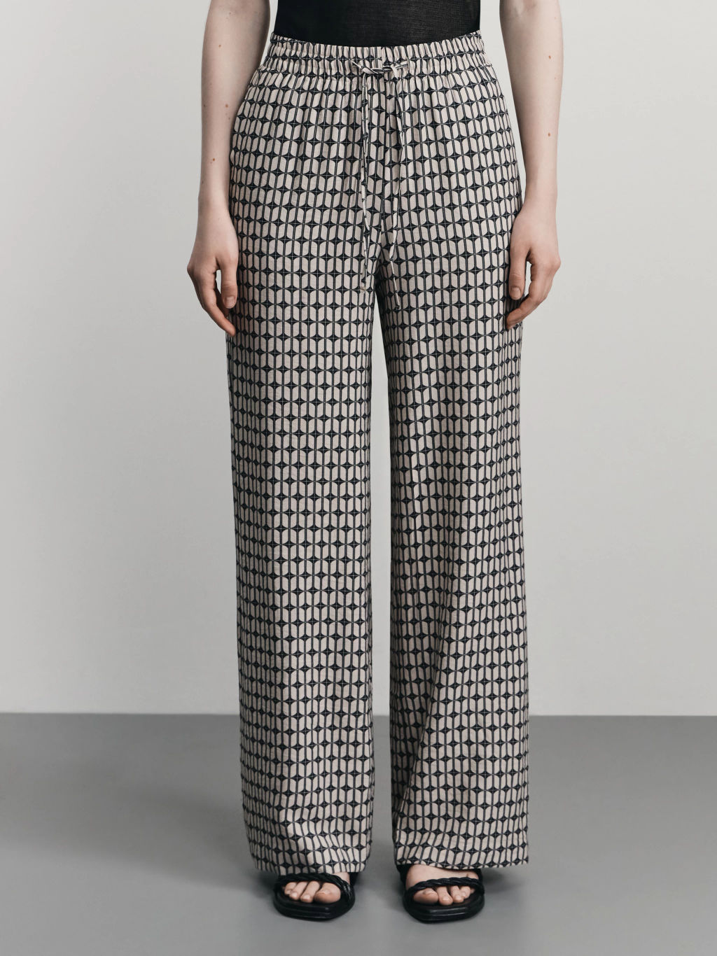 Брюки прямого кроя с принтом / Zarina  фото 2