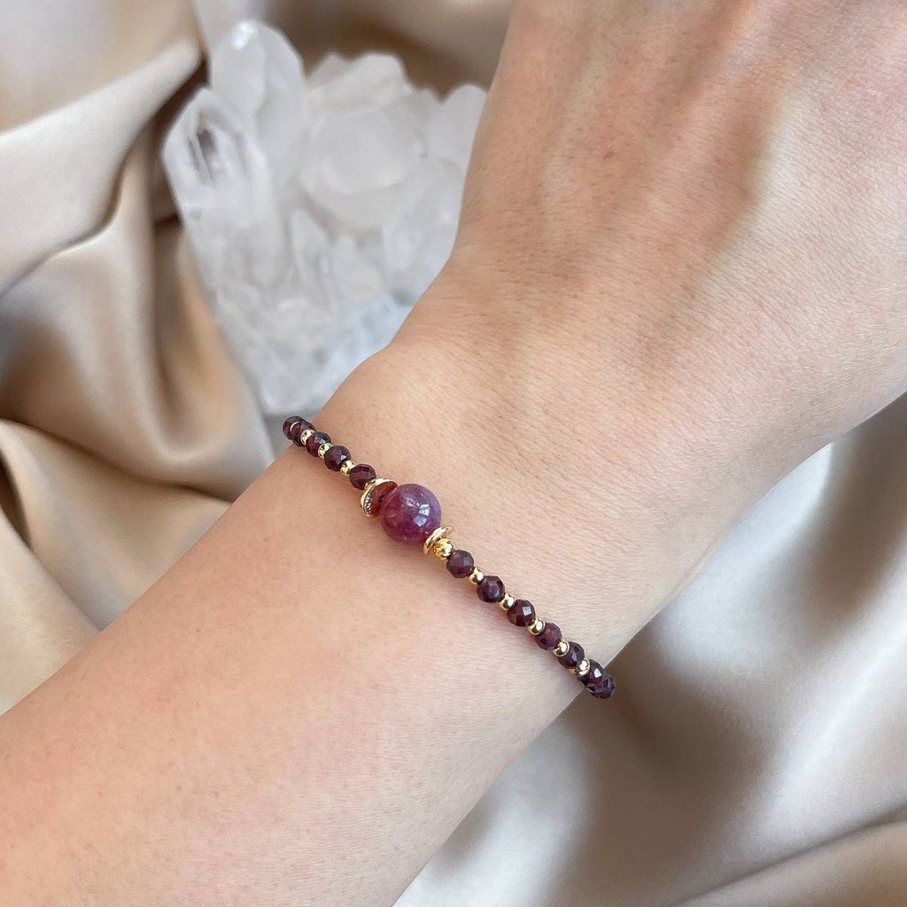 Браслет из Граната и Корунда (Рубин) - Радуга самоцветов фото 2