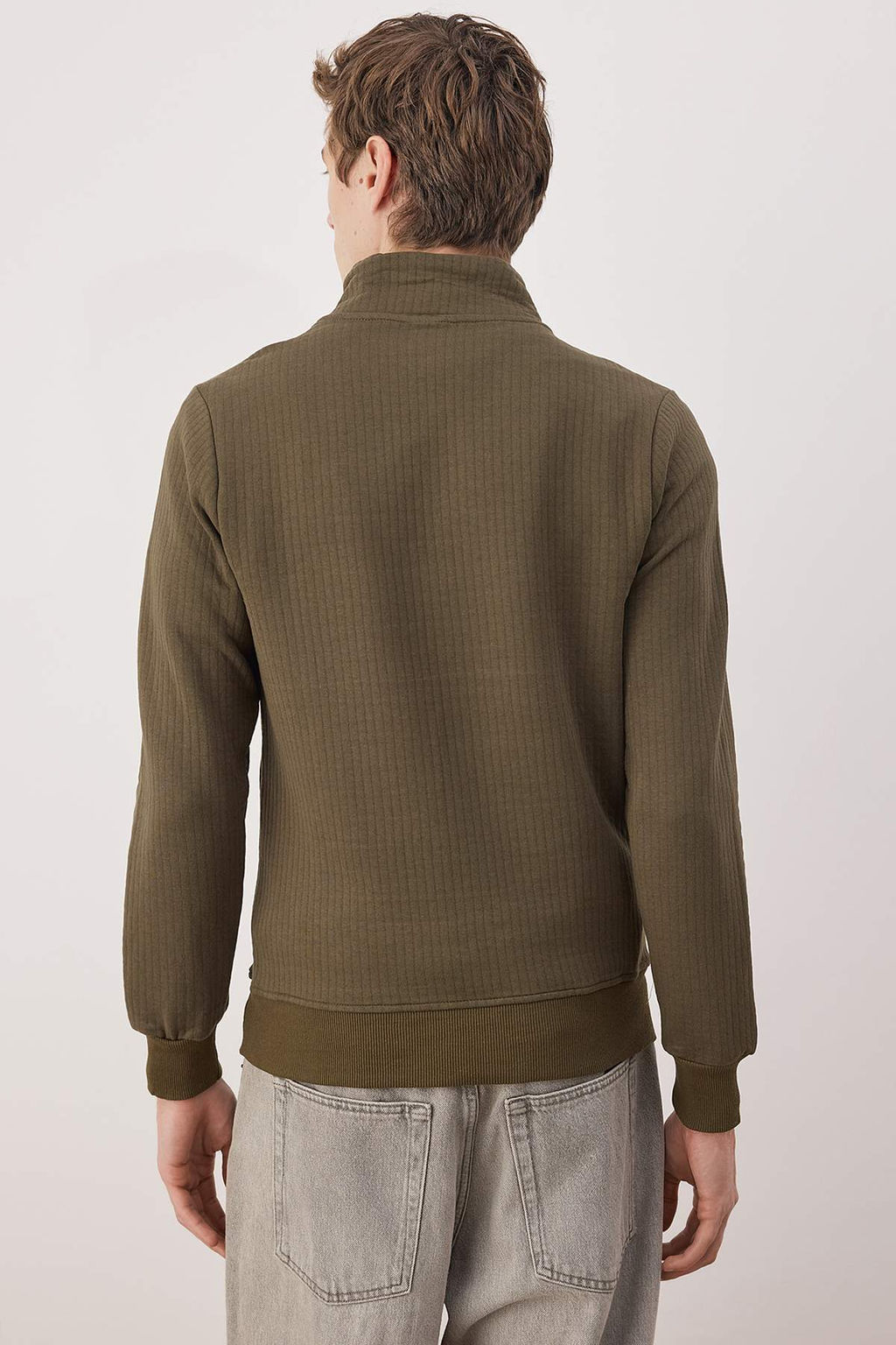 Siyah Regular/Normal Kesim Dokulu Etiket Detayl? Fermuarl? Sweatshirt TMNAW26SW00062 - Trendyolmilla фото 18