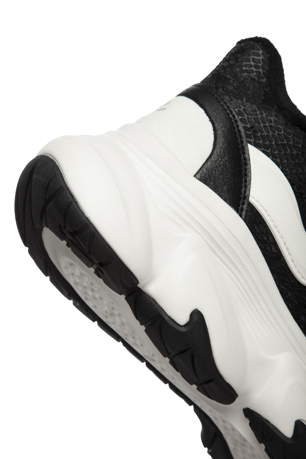 Кроссовки повседневные утепленные Черный MEOW