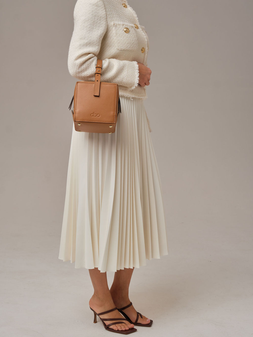 Кожаная сумка Quadra DBR 30989 оранжевый миндаль  фото 8