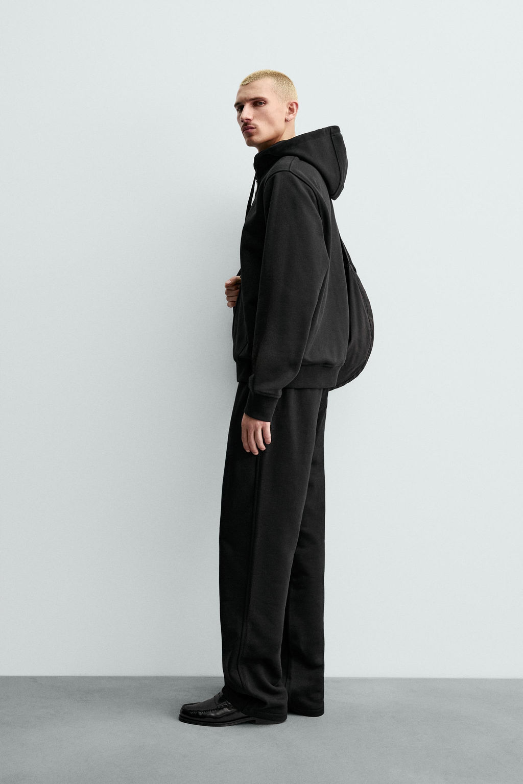 SUDADERA CREMALLERA CAPUCHA HEAVYWEIGHT ORIGINS / Negro - Zara фото 4