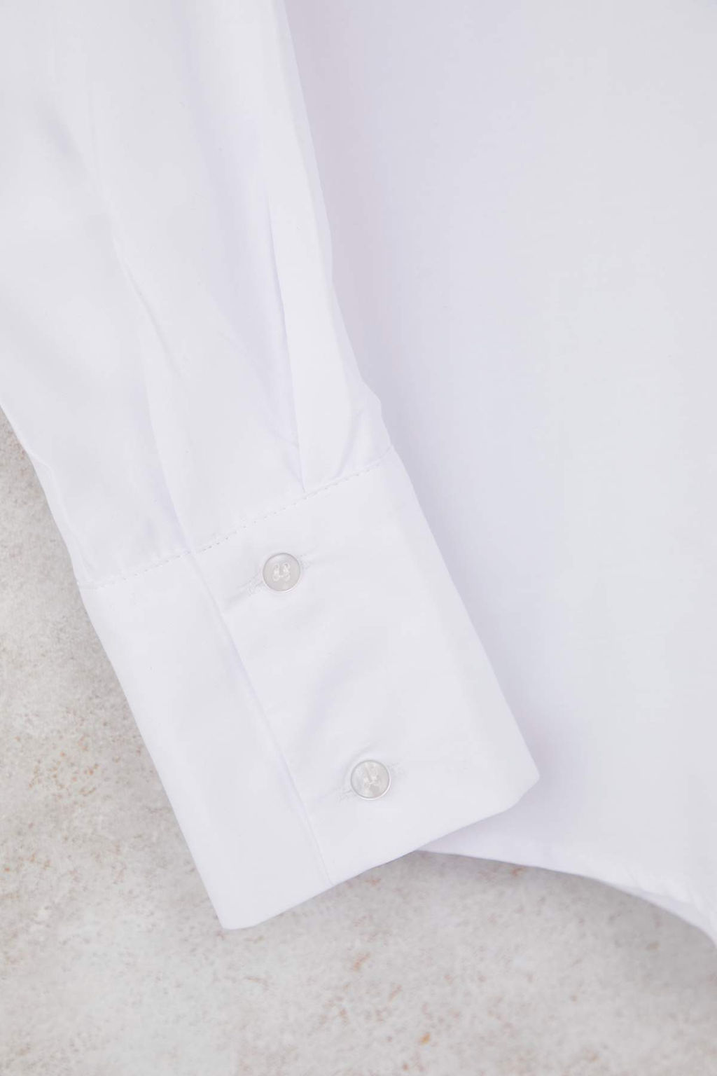 Beyaz Cep Detayl? Onu Dugmeli Gomlek TWOAW26GO00058 - Trendyolmilla фото 8