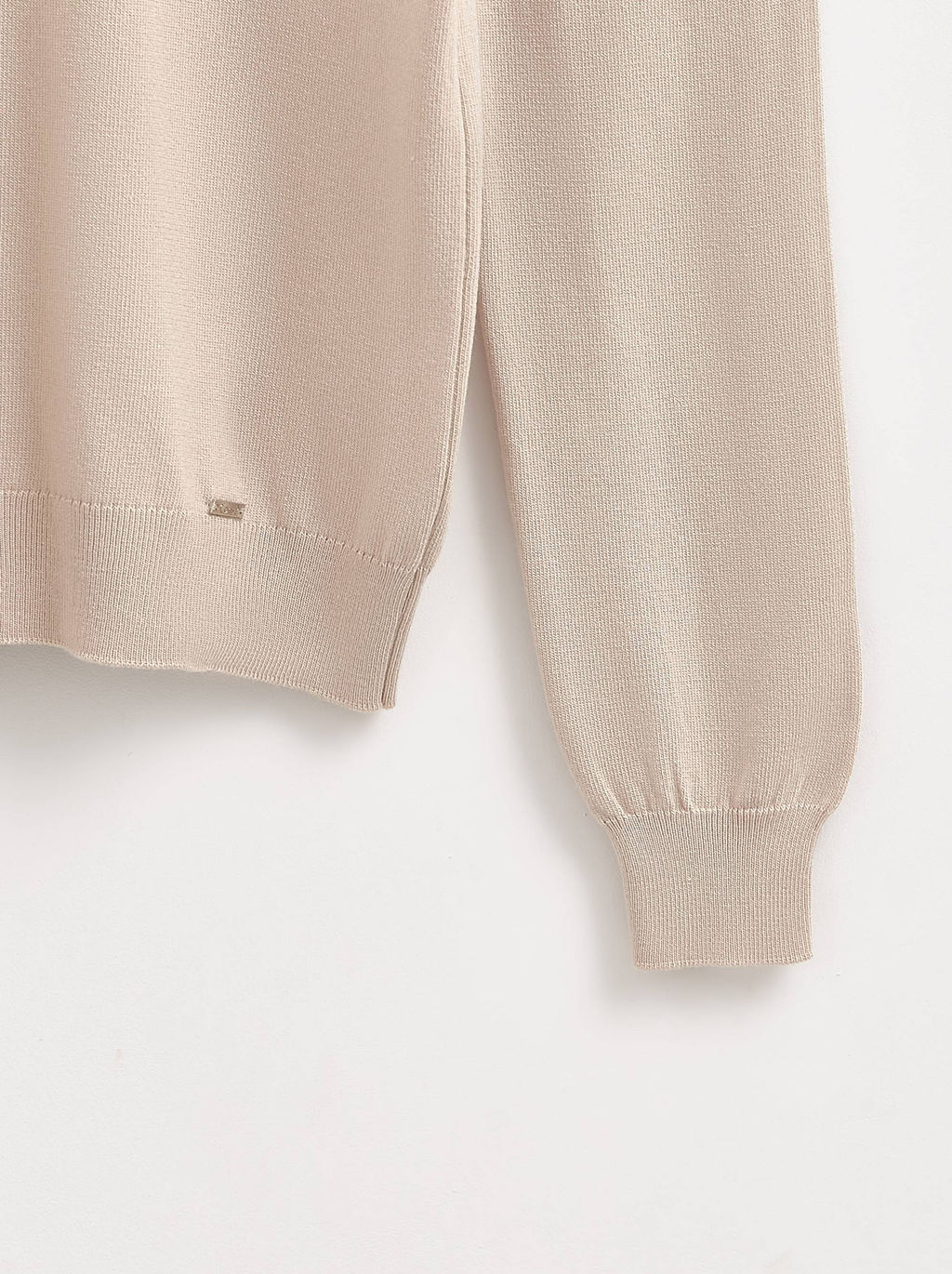 CONTE LDK 278 Базовый джемпер прямого силуэта из пряжи с вискозой beige