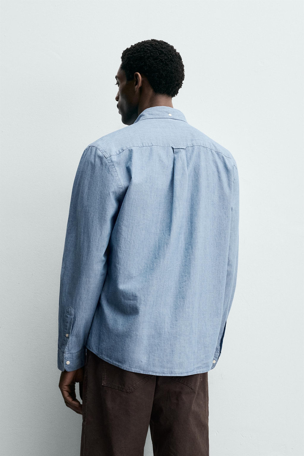 CAMISA REGULAR FIT CHAMBRAY / ?ndigo - Zara фото 3