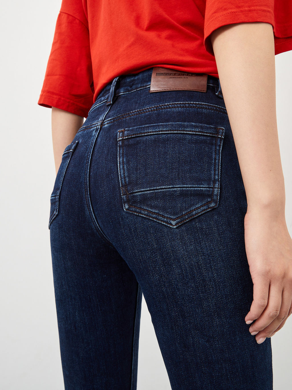 Утепленные женские джинсы прямого кроя на флисе - Mossmore фото 8