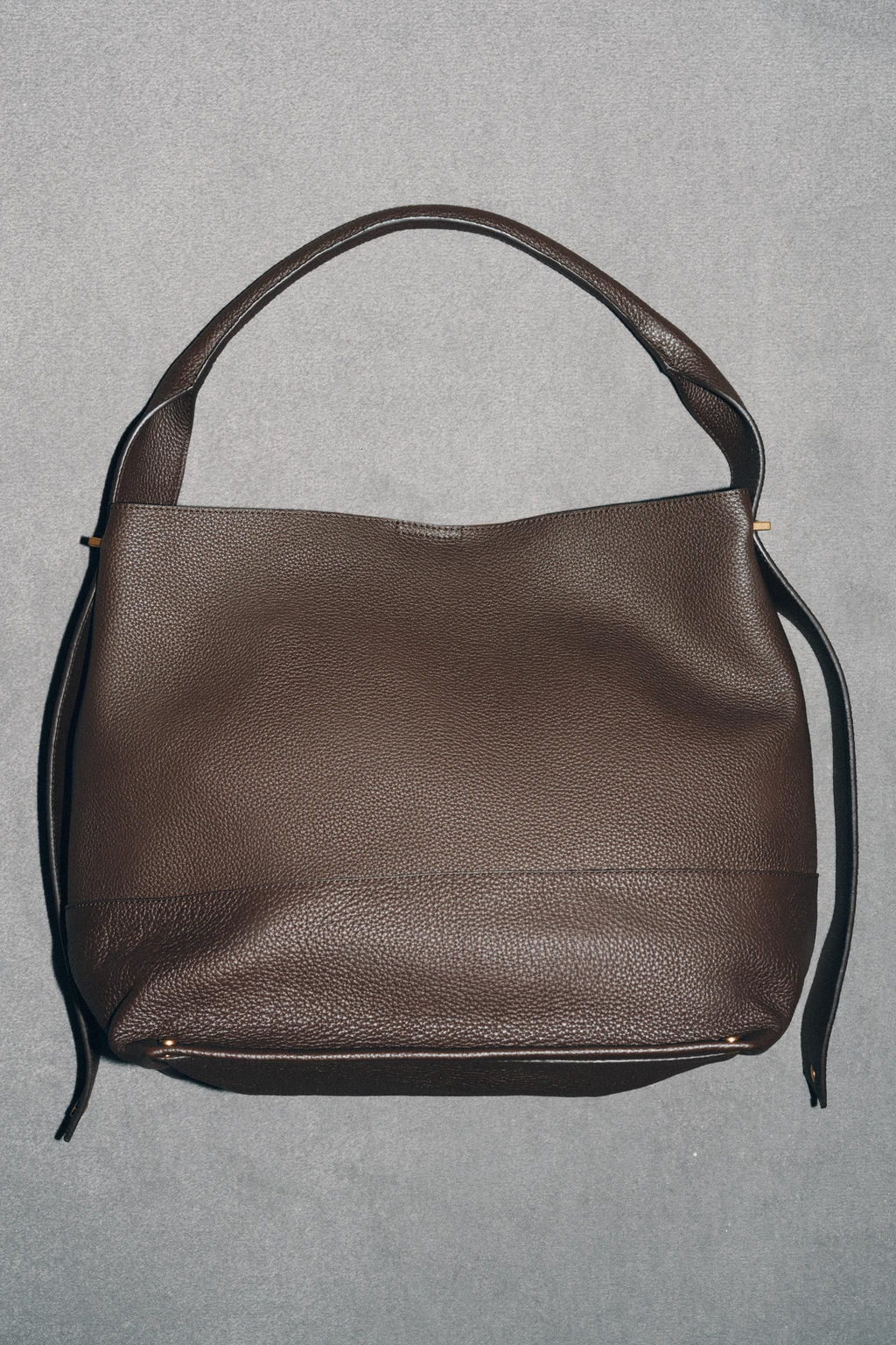 LEATHER MAXI BUCKET BAG - Zara фото 6