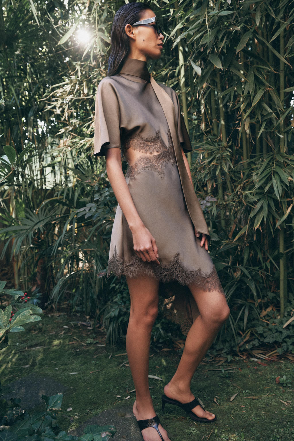 VESTIDO SATINADO ENCAJE ZW COLLECTION / Vis?n - Zara фото 5