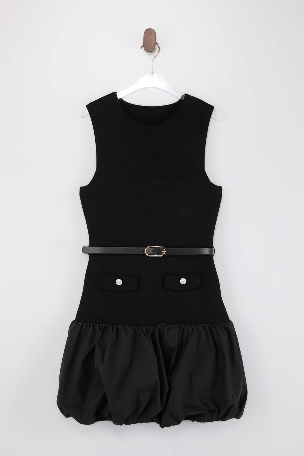 Siyah Duz K?sa / Mini Bisiklet Yaka Mini Balon Etek Garni Detayl? Triko Elbise TWOSS26EL00168 - Trendyolmilla фото 5