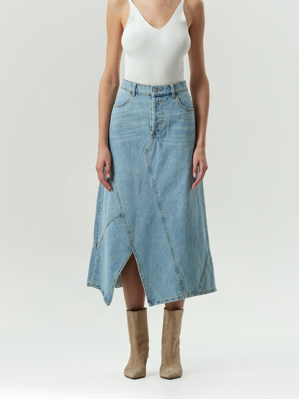 ЕМКА / Джинсовая юбка миди косого кроя - Emka фото 3