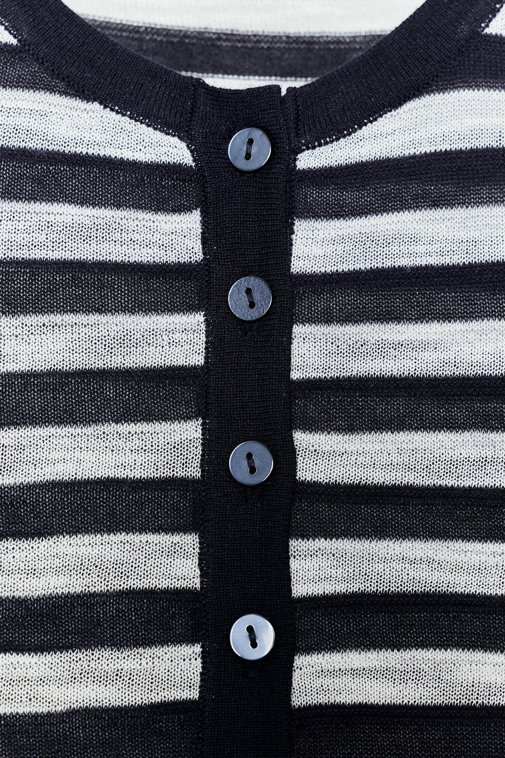 JERSEY RAYAS BOTONES / Marino / Blanco - Zara фото 8