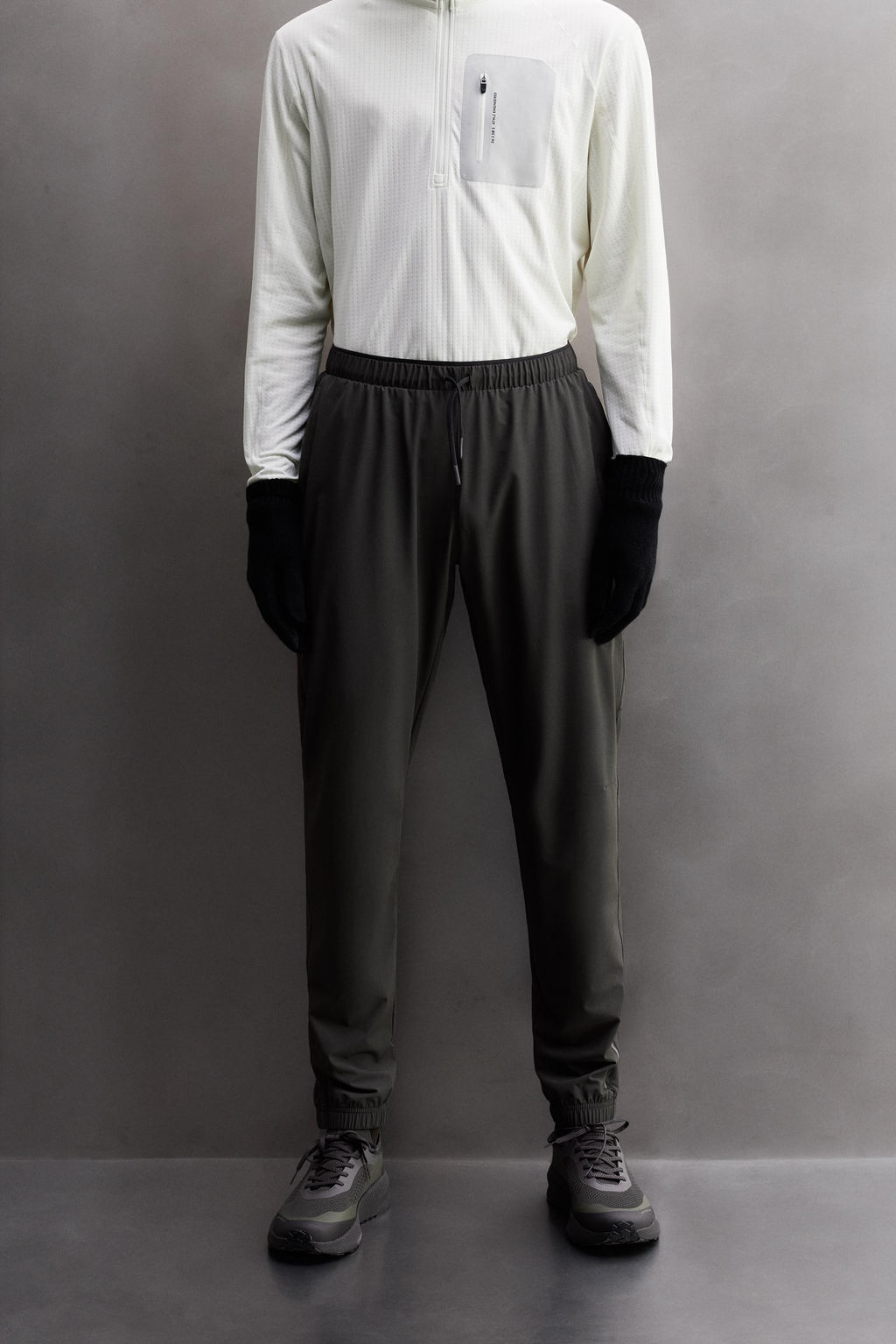 LIGHTWEIGHT TECHNICAL TROUSERS