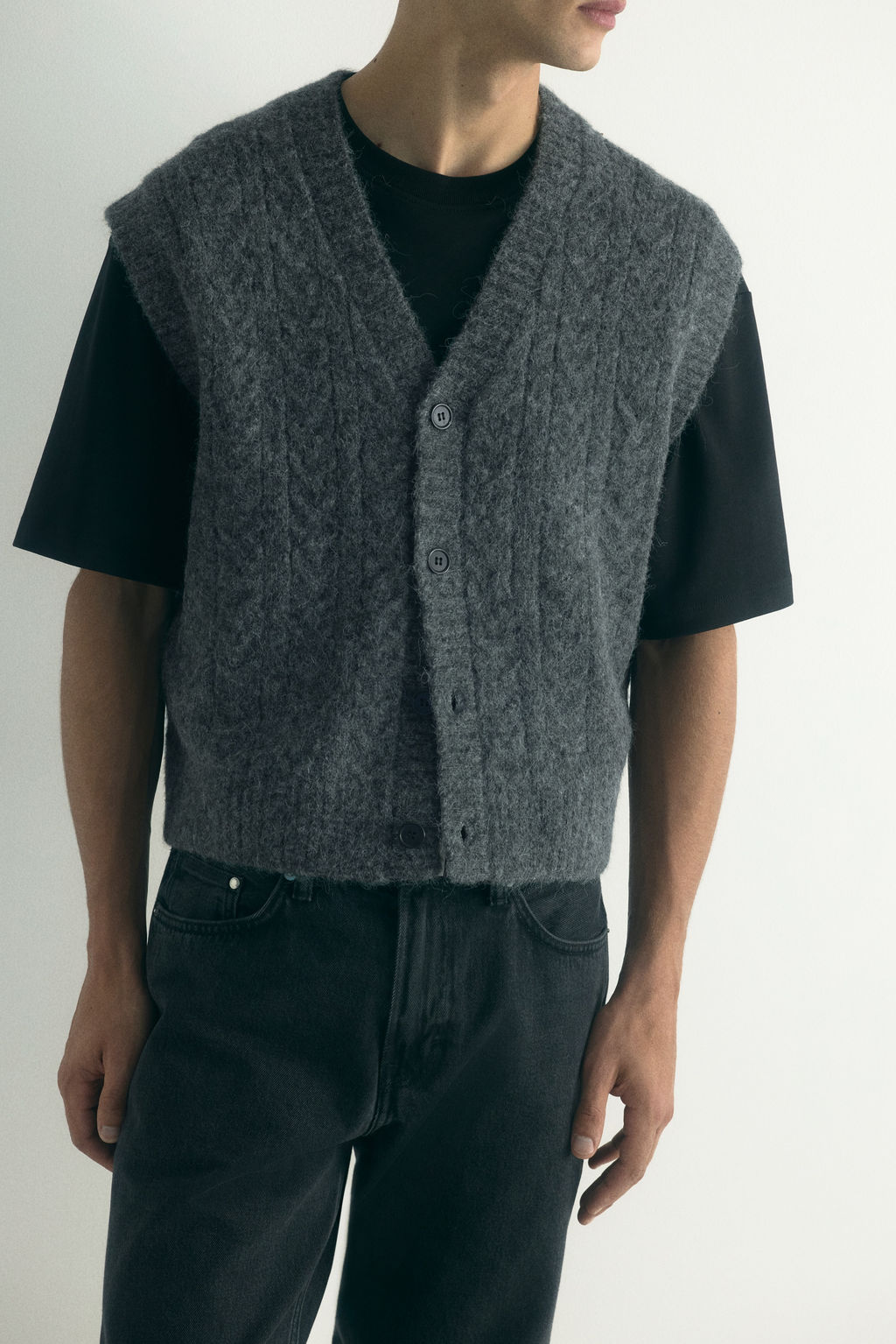 Su?ter chaleco en punto trenzado Loose Fit - H&m фото 6