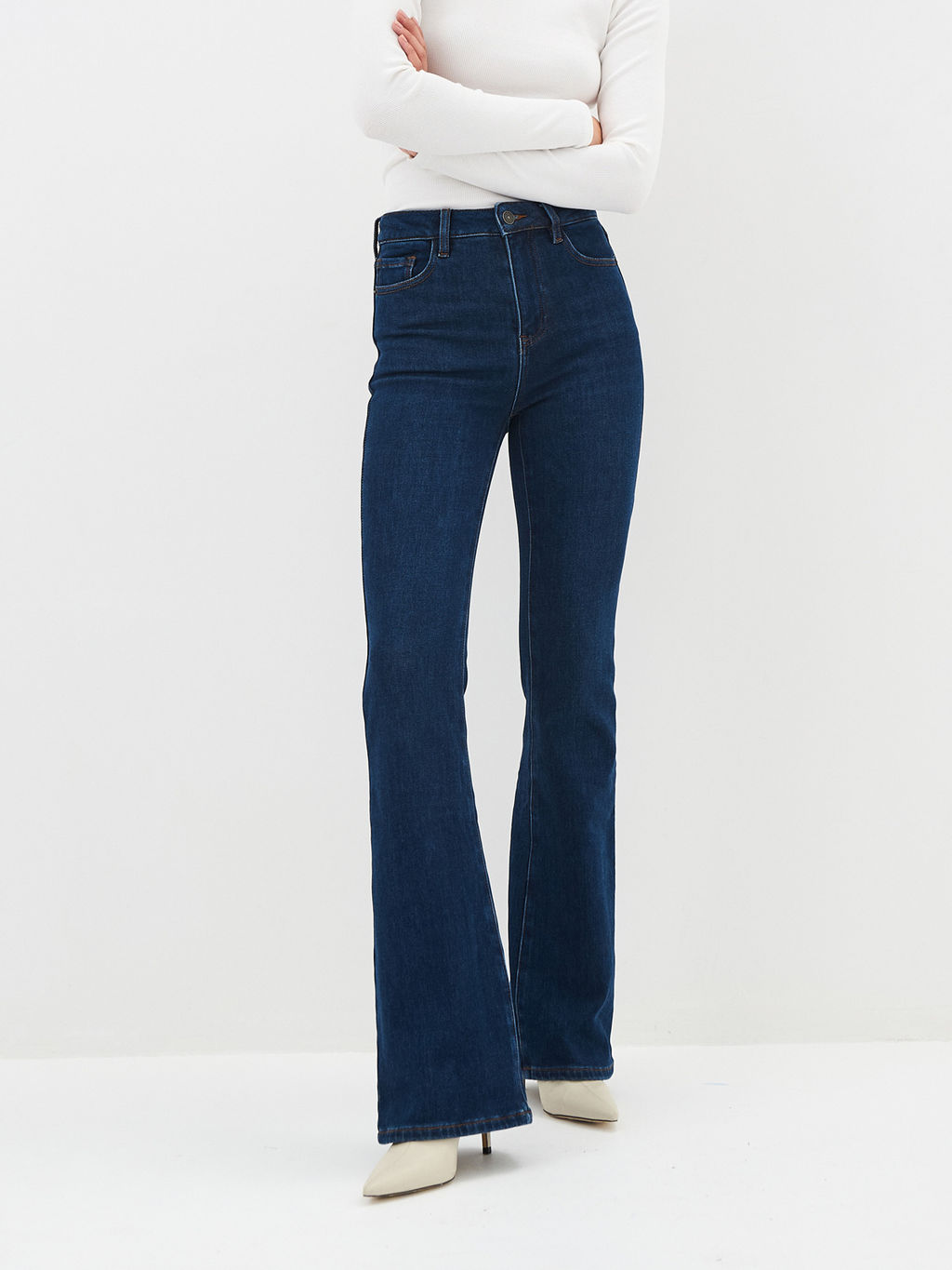 Утепленные Женские Джинсы Клеш Ут. Начёс - Mossmore фото 12