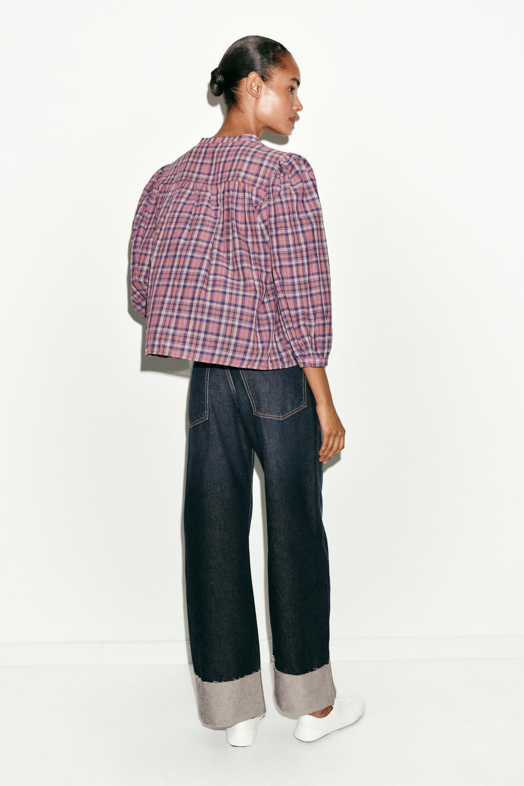 BLUSA CUADROS CUELLO REDONDO / Multicolor - Zara фото 5