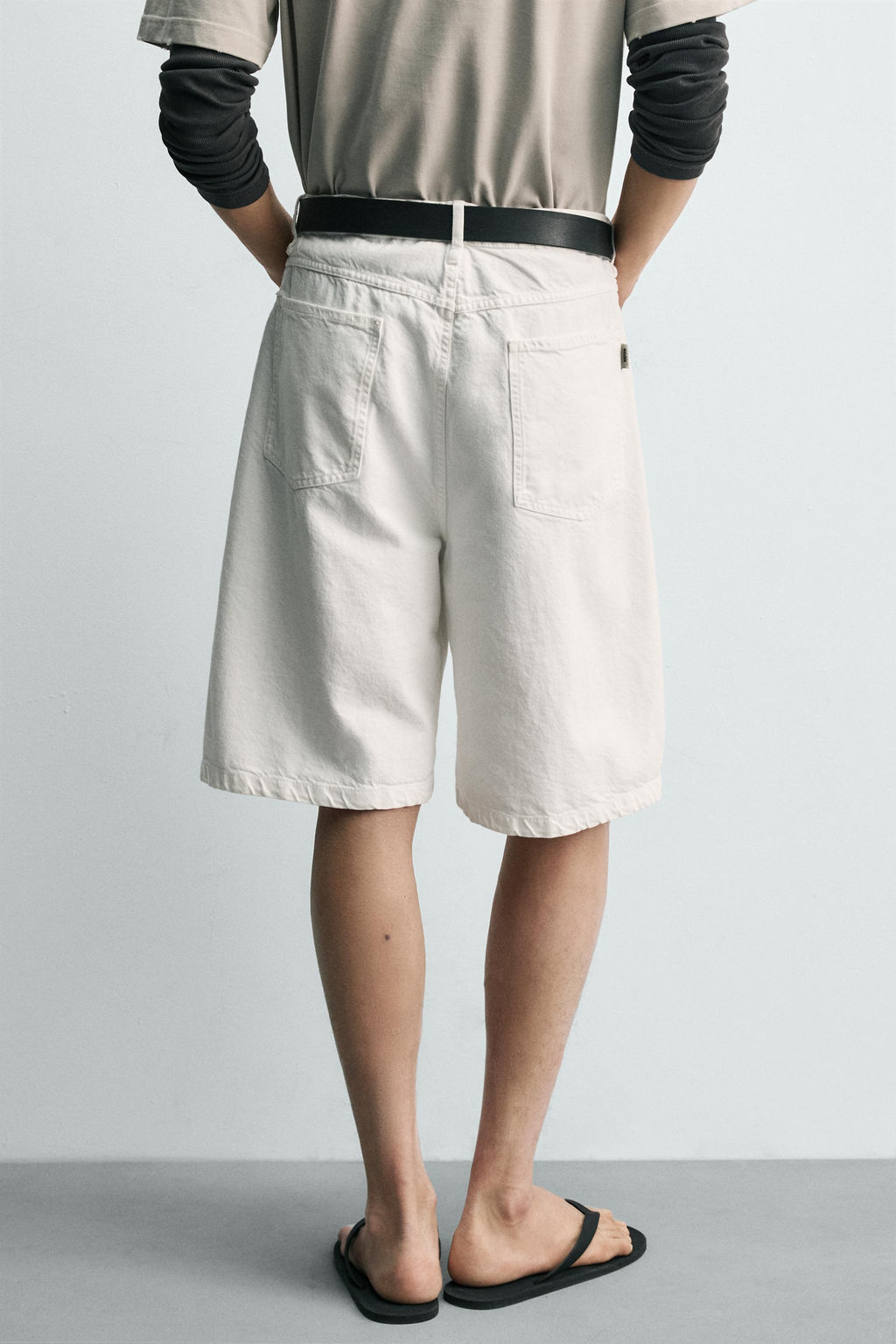BERMUDA BAGGY FIT / Blanco