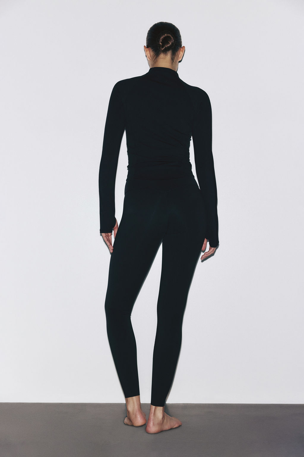 Chaqueta de deporte con SculptMove - H&m фото 6