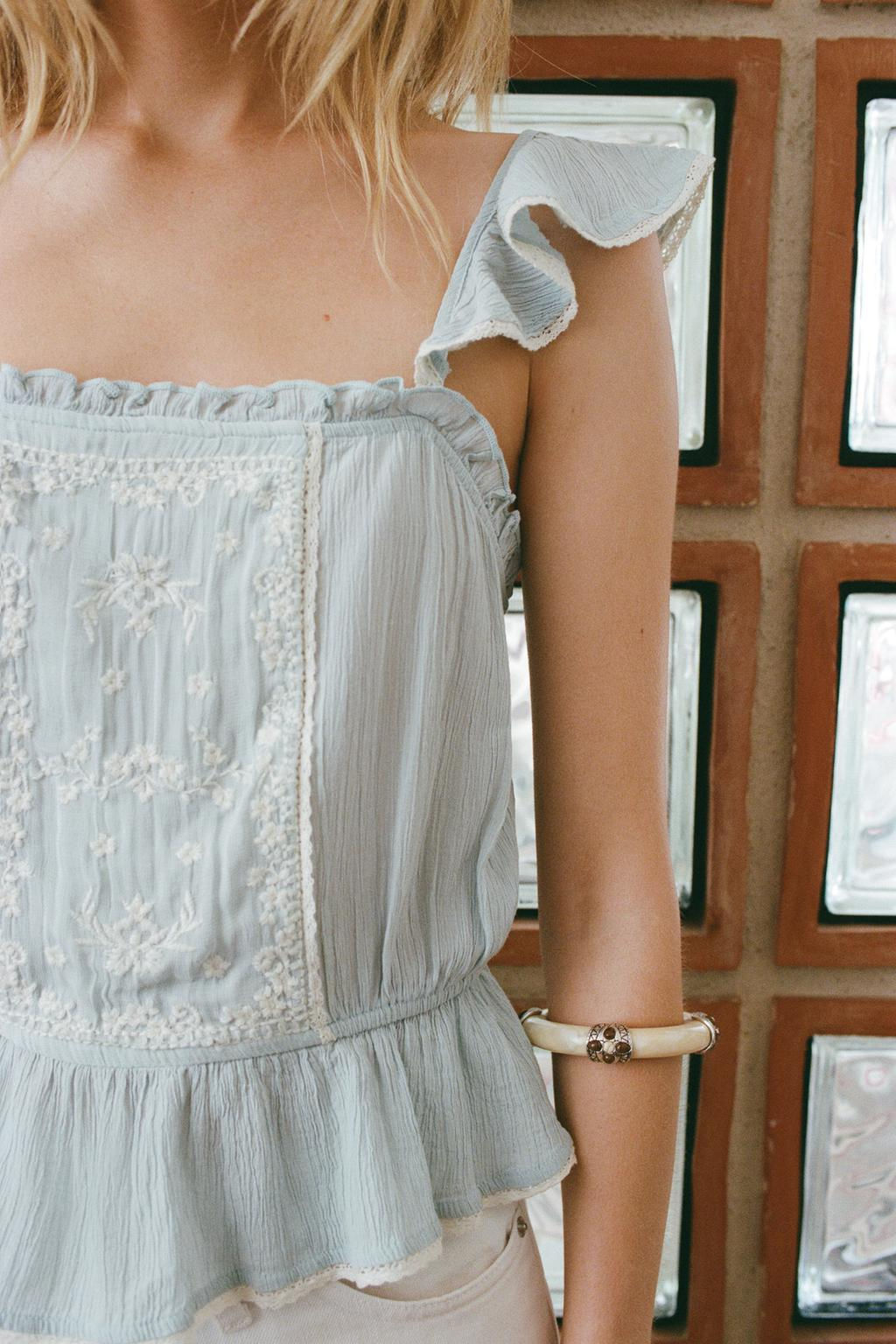 EMBROIDERED RUFFLE TOP - Zara фото 2