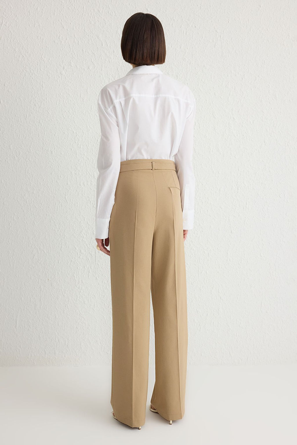 TRENDYOLMILLA Gri Straight/Duz Kesim Kemer Detayl? Dokuma Pantolon TWOSS24PL00023 фото 5