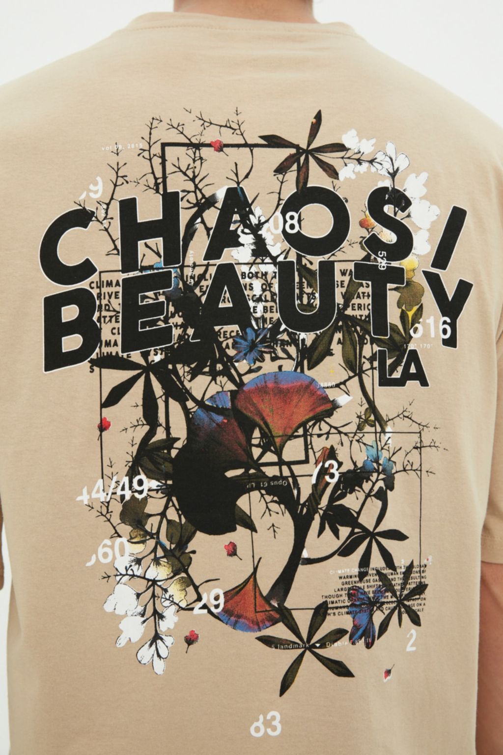 Bej Oversize/Genis Kesim S?rt Yaz? Bask?l? %100 Pamuklu T-Shirt TMNSS21TS2037