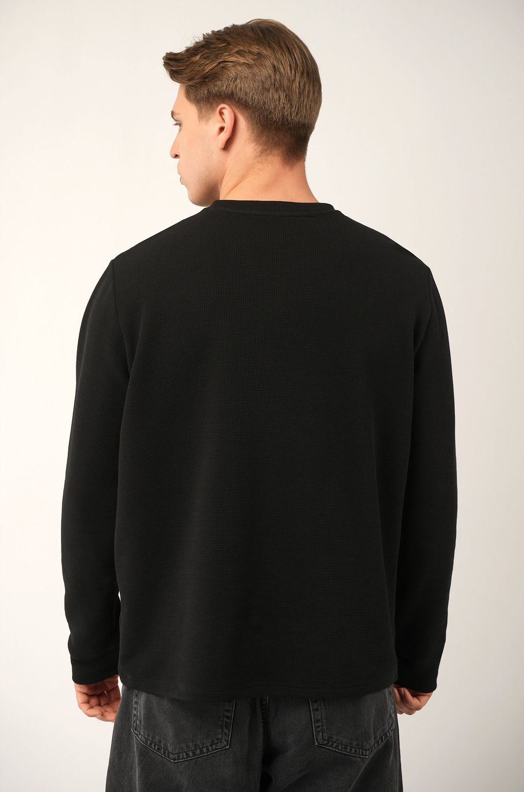 Мужской лонгслив на пуговицах Happyfox