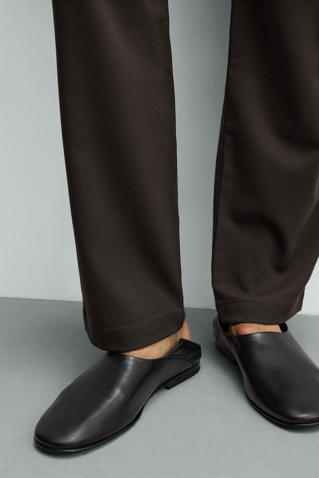 MOCAS?N PIEL / Negro