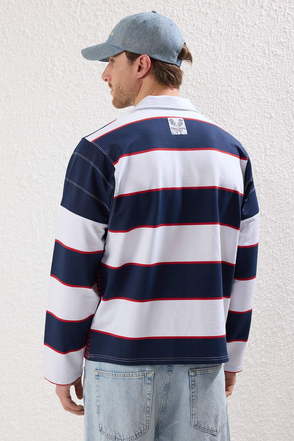 TRENDYOL MAN Lacivert Kolej Oversize/Genis Kesim Cizgili Sweatshirt TMNSS25SW00002 - Trendyolmilla фото 5
