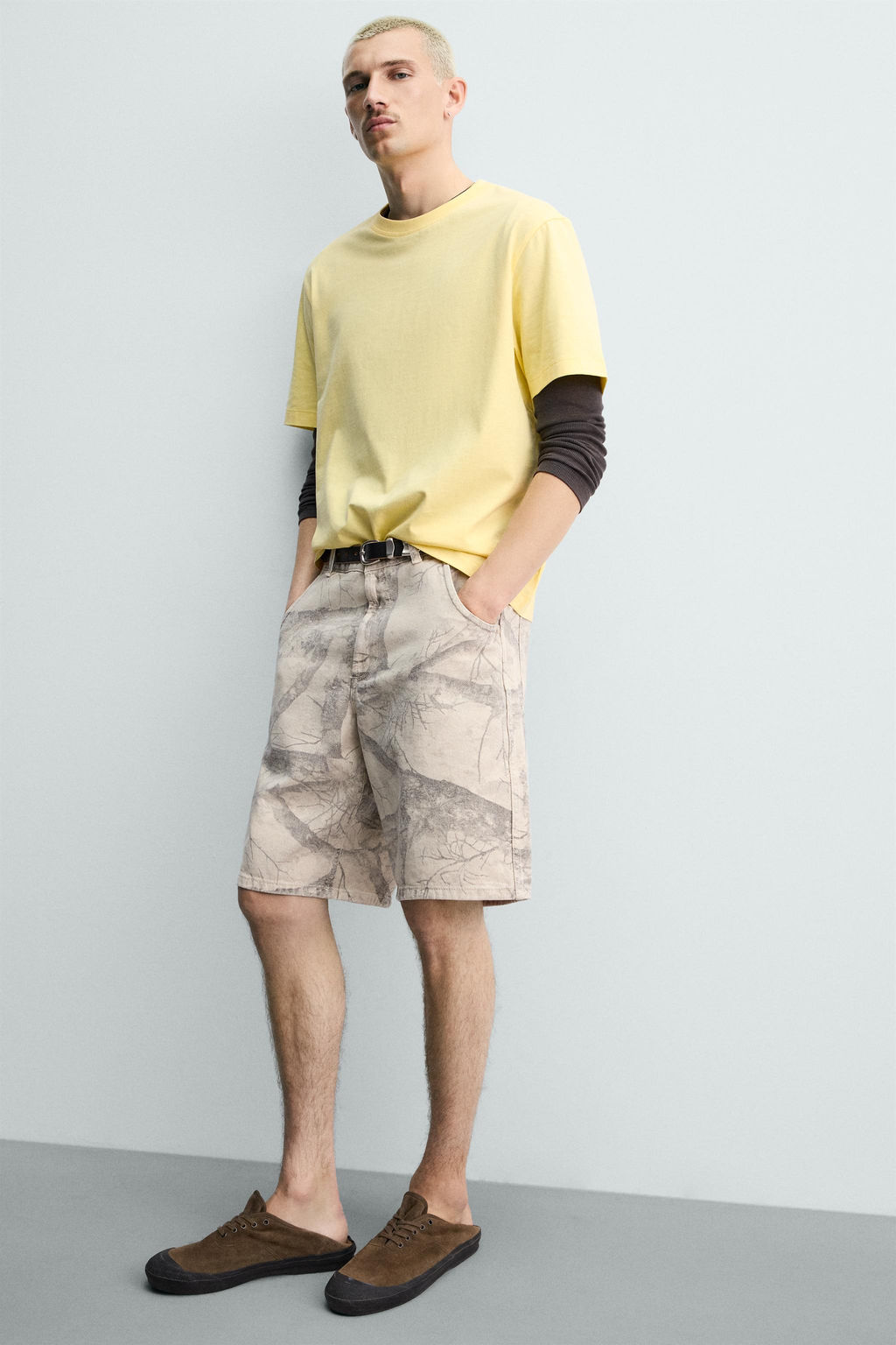 BERMUDA BAGGY FIT ESTAMPADO ?RBOLES / Estampado