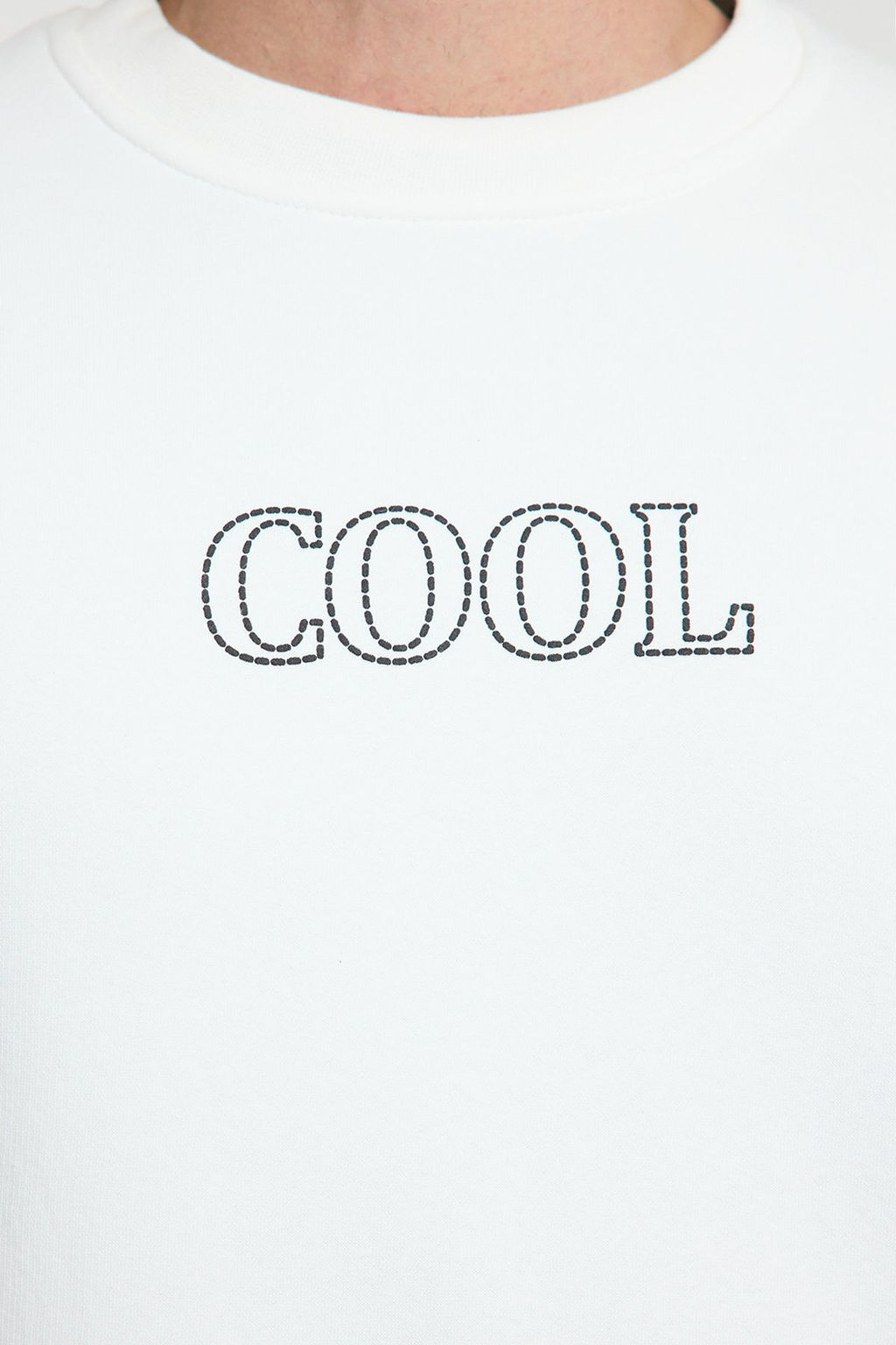 Beyaz Regular/Normal Kesim Kabar?k Yaz? Bask?l? Ici Polarl? Sweatshirt TMNAW25SW00190 - Trendyolmilla фото 3