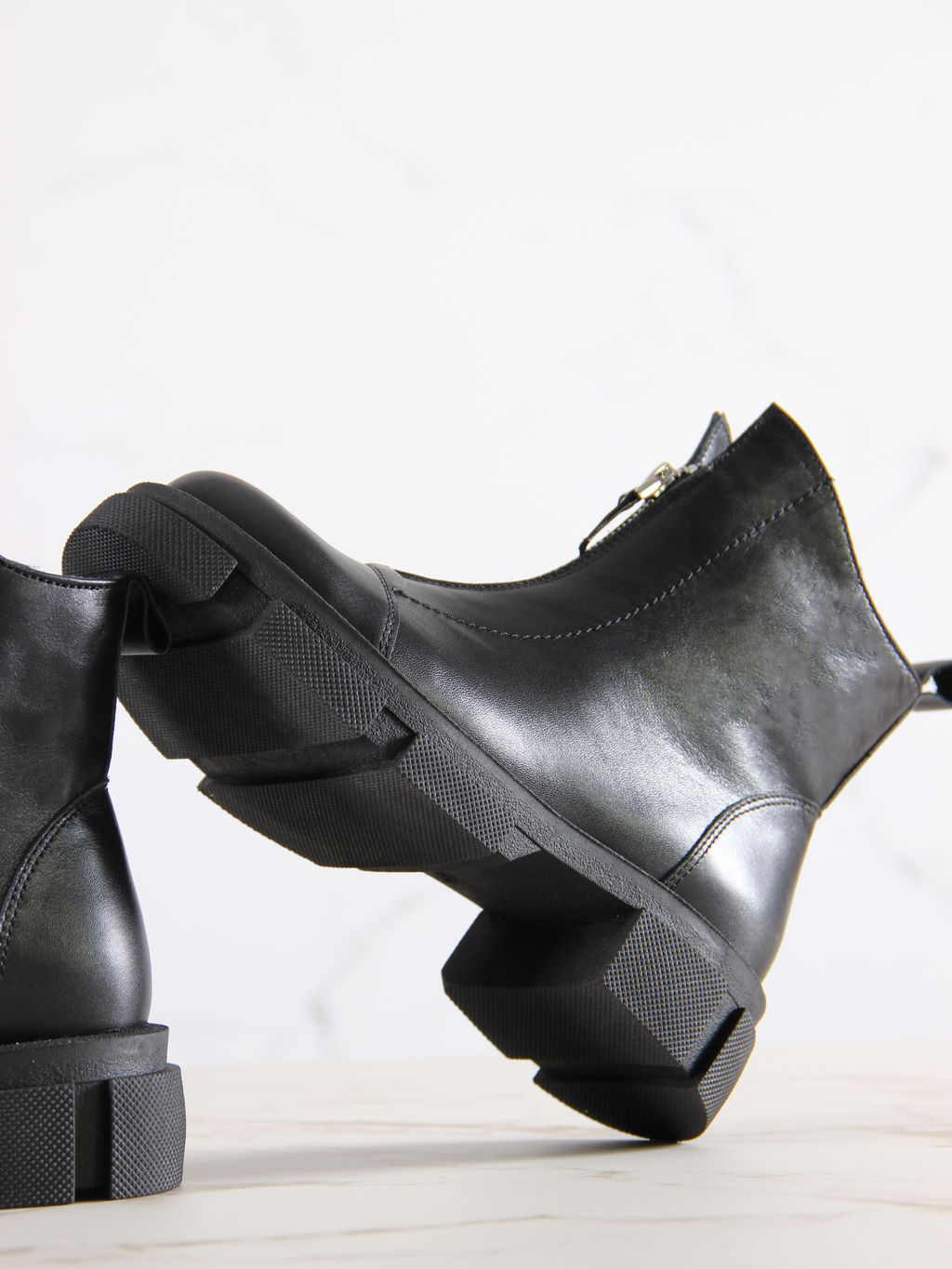 Ботинки 330.21074.black/Шерсть