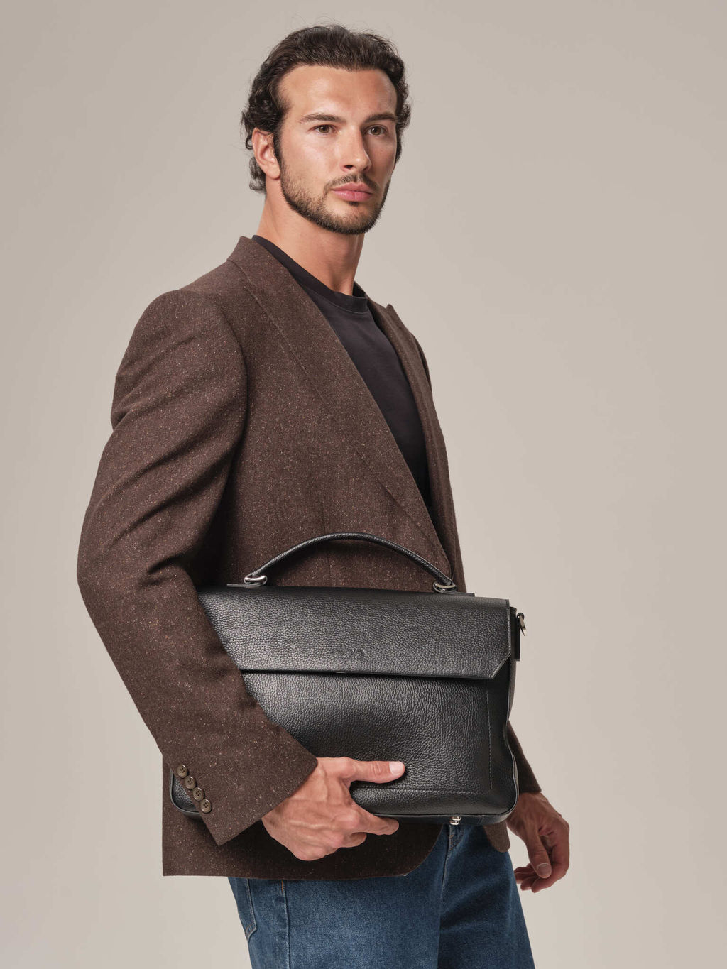 Мужская кожаная сумка Levi DBR 7115 черный