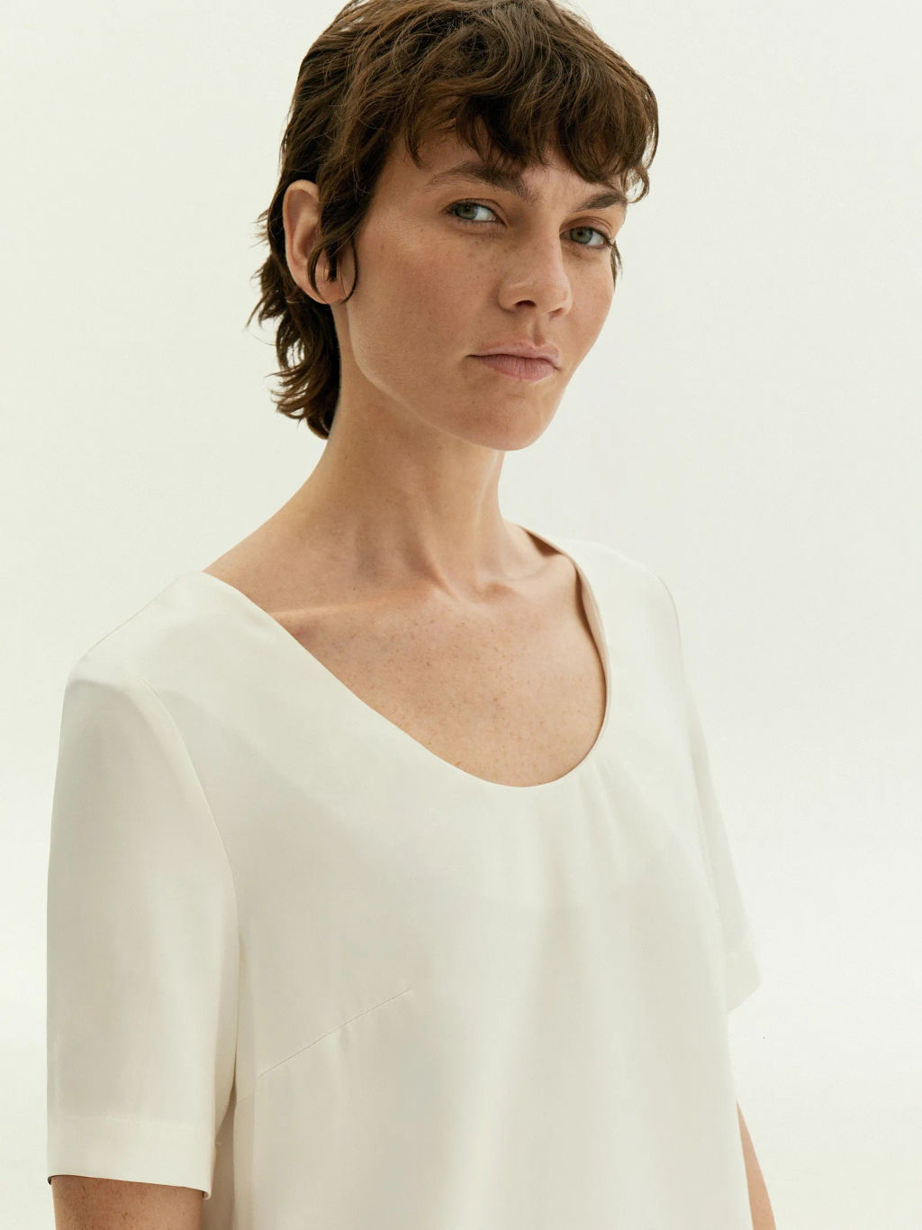 Блузка из 100% вискозы с вырезом, B3240/joel - Emka фото 4