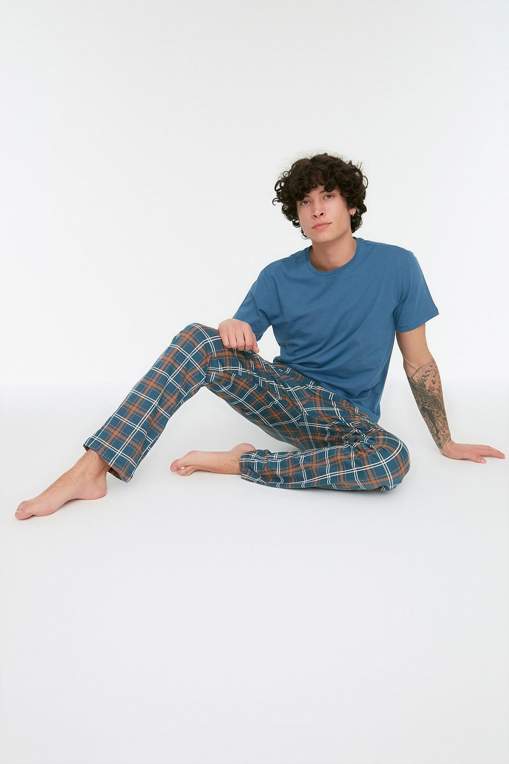 TRENDYOL MAN Lacivert Ekose Orme %100 Pamuk Regular Fit Pijama Tak?m? THMSS21PT0328