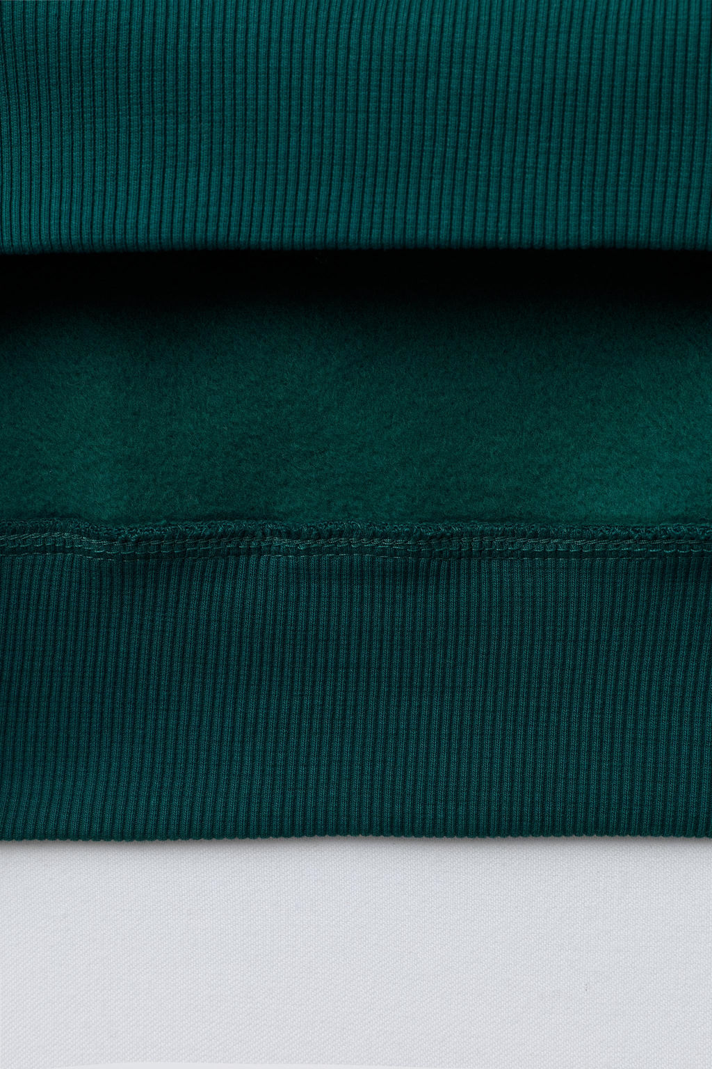 HOODIE AND JOGGER TROUSERS SET WITH PATCH - Zara фото 8