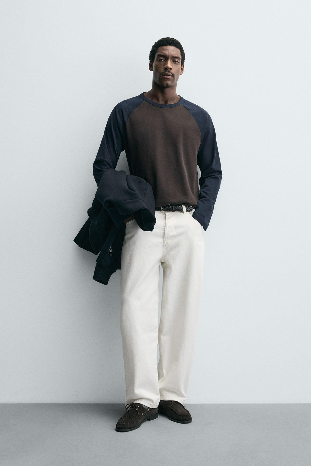 COLOUR BLOCK RAGLAN SLEEVE T-SHIRT