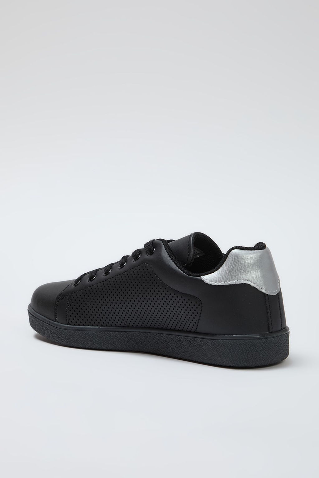 Trendyol Shoes Beyaz Cut Out Detayl? Bagc?kl? Kad?n Spor Ayakkab? TAKSS25SN00000 - Trendyolmilla фото 5