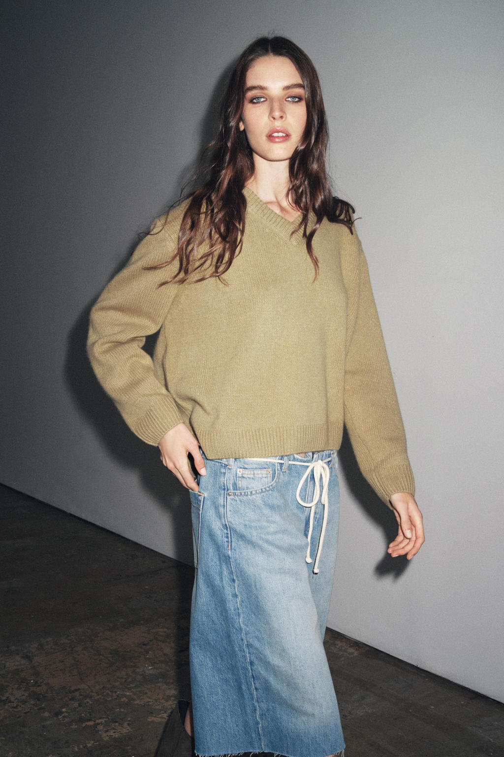 ZW COLLECTION LOW-RISE DENIM BERMUDA SHORTS - Zara фото 6
