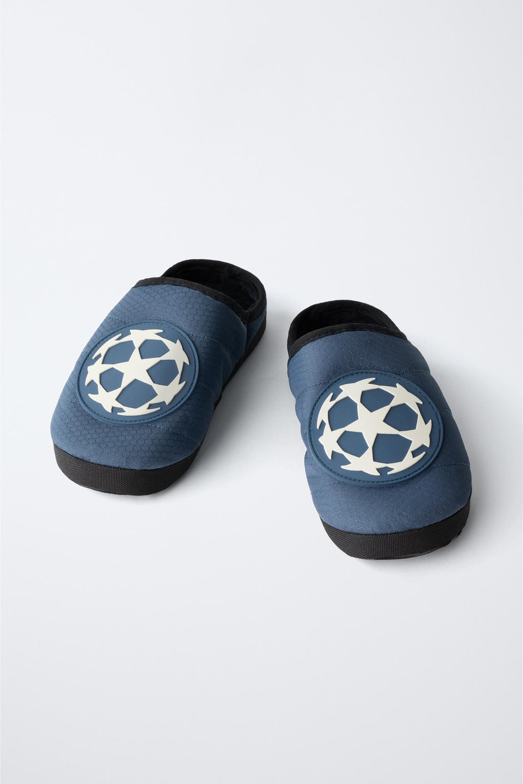 UEFA CHAMPIONS LEAGUE ® SLIPPERS