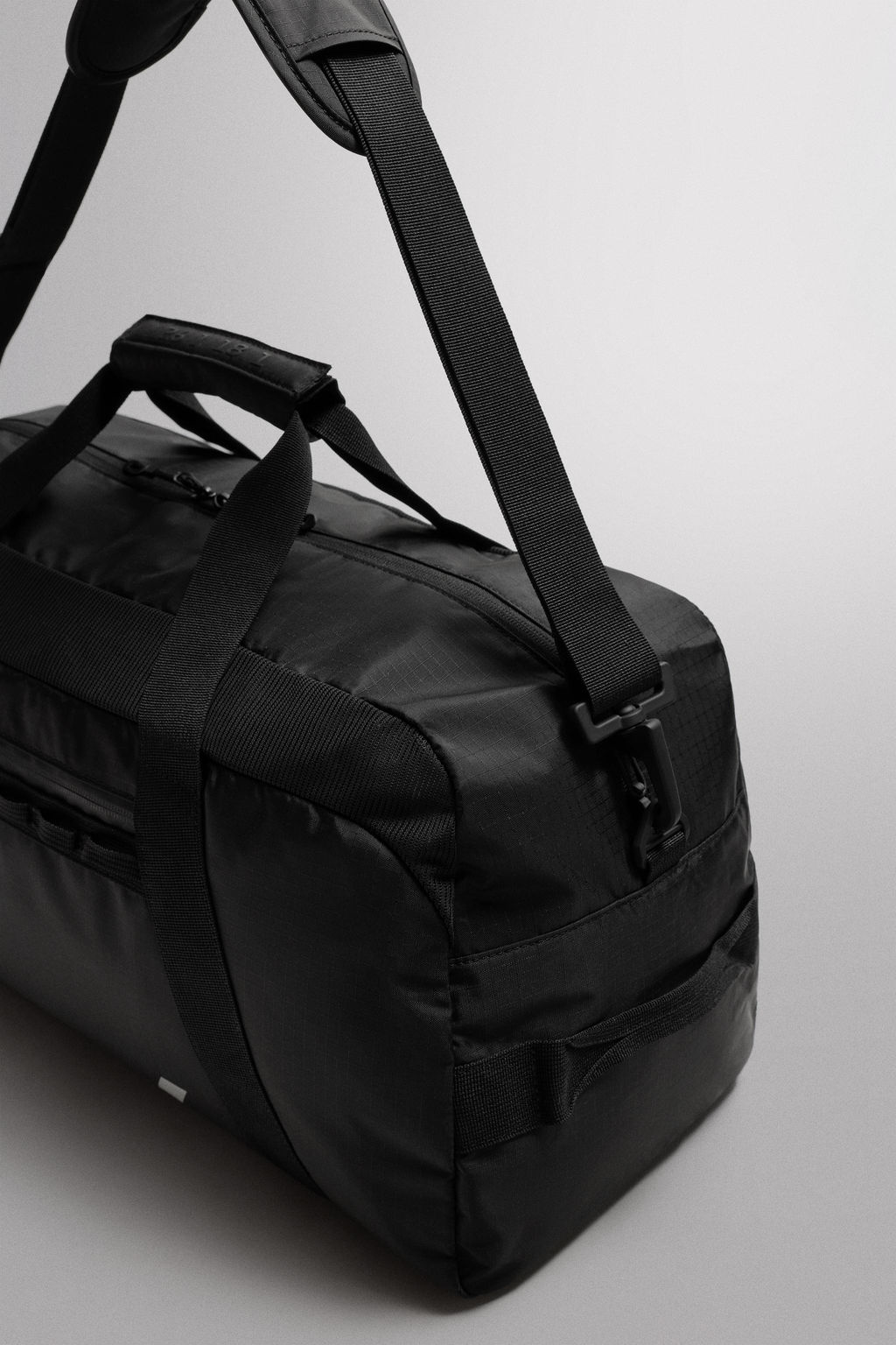 SPORTS DUFFLE BAG - Zara фото 3