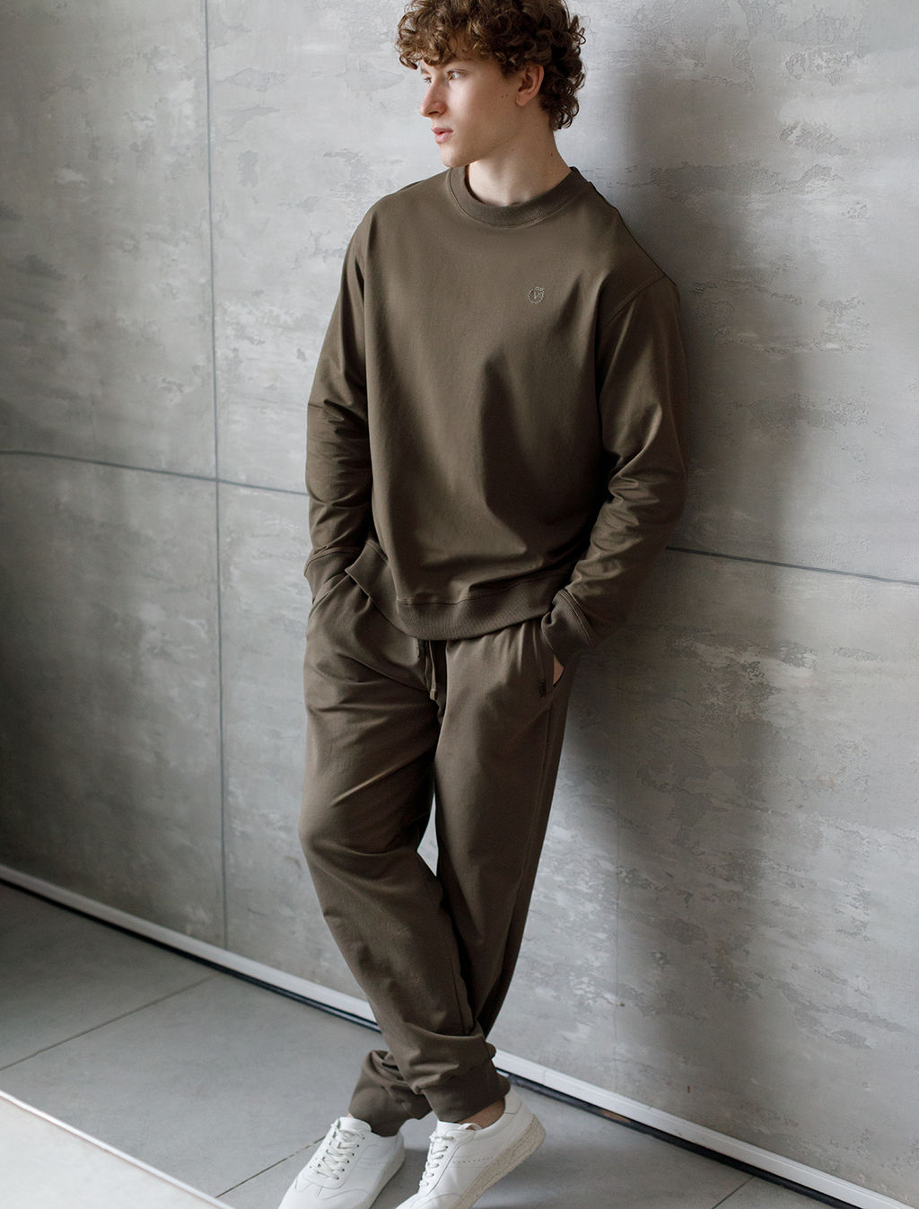 Джемпер Vilatte хлопок полиэстер с эластаном хаки  фото 3