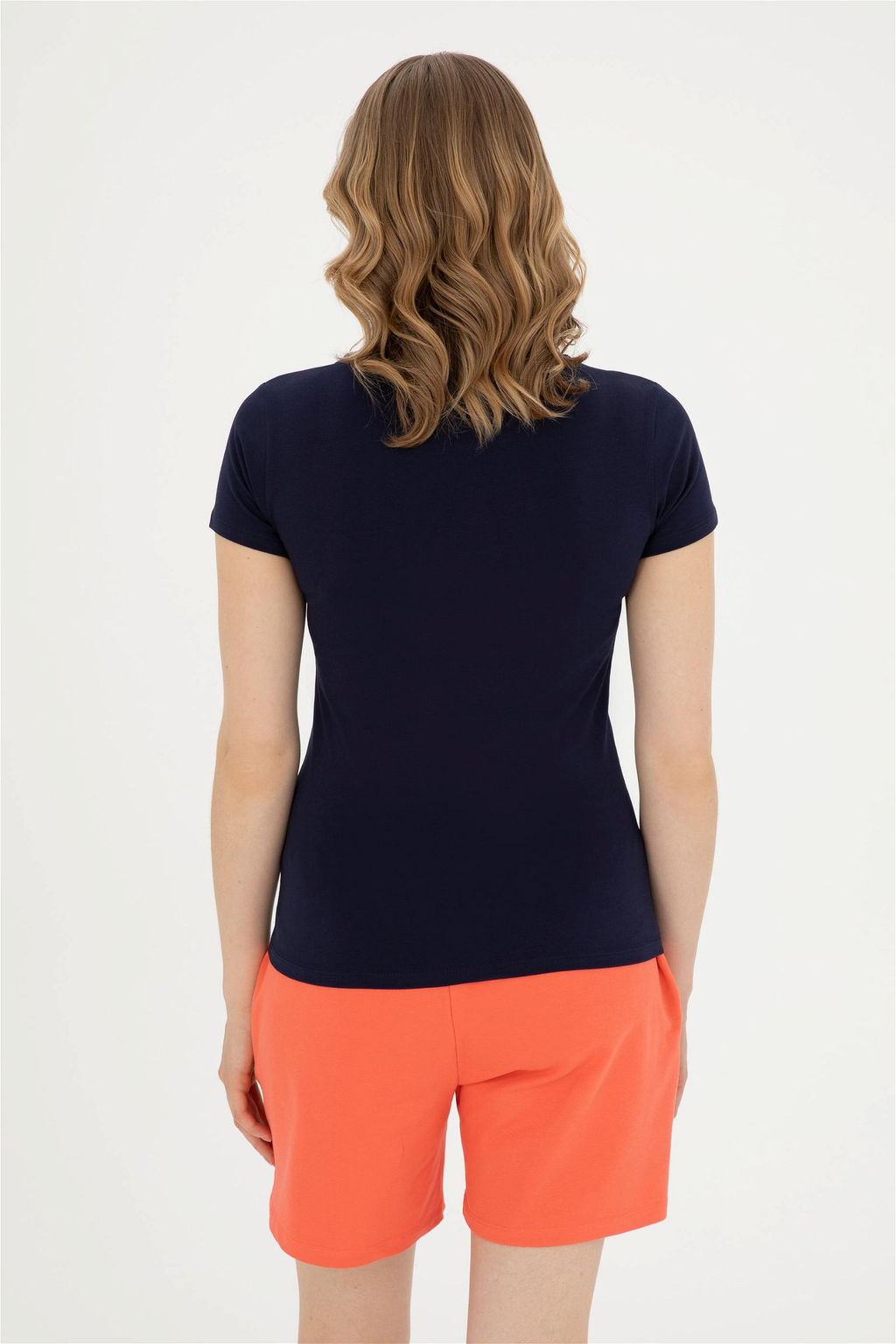 Женская темно-синяя базовая футболка Неожиданная скидка в корзине - U.s. polo assn фото 5