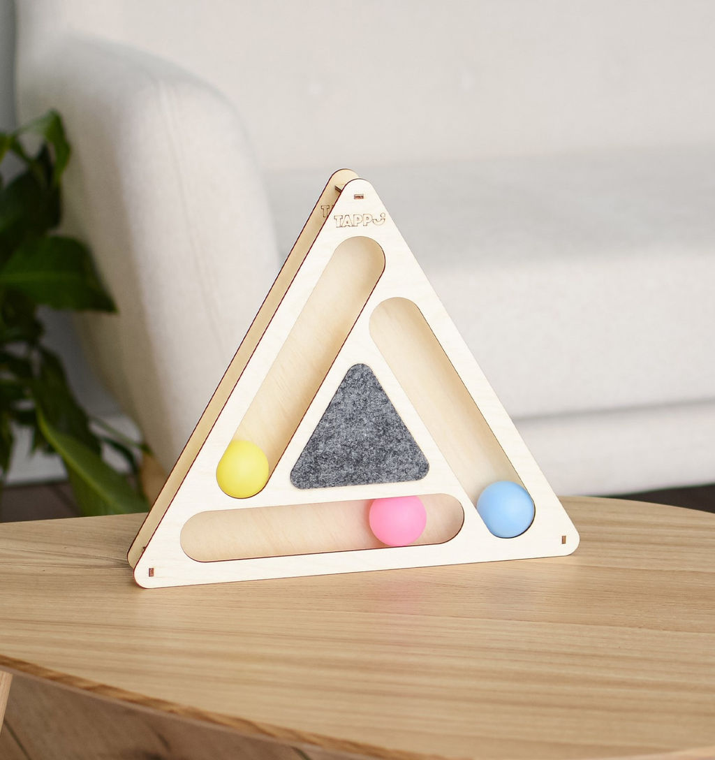 Развивающая игрушка для кошек "Треугольник" 29оп66 sh-07329