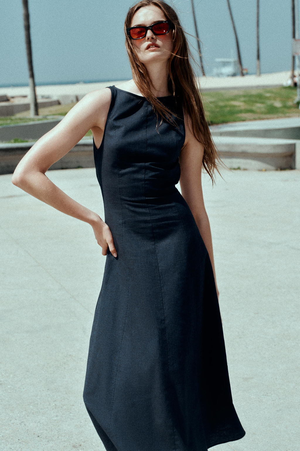 VESTIDO MIDI CON LINO ESPALDA DESCUBIERTA / Azul - Zara фото 2