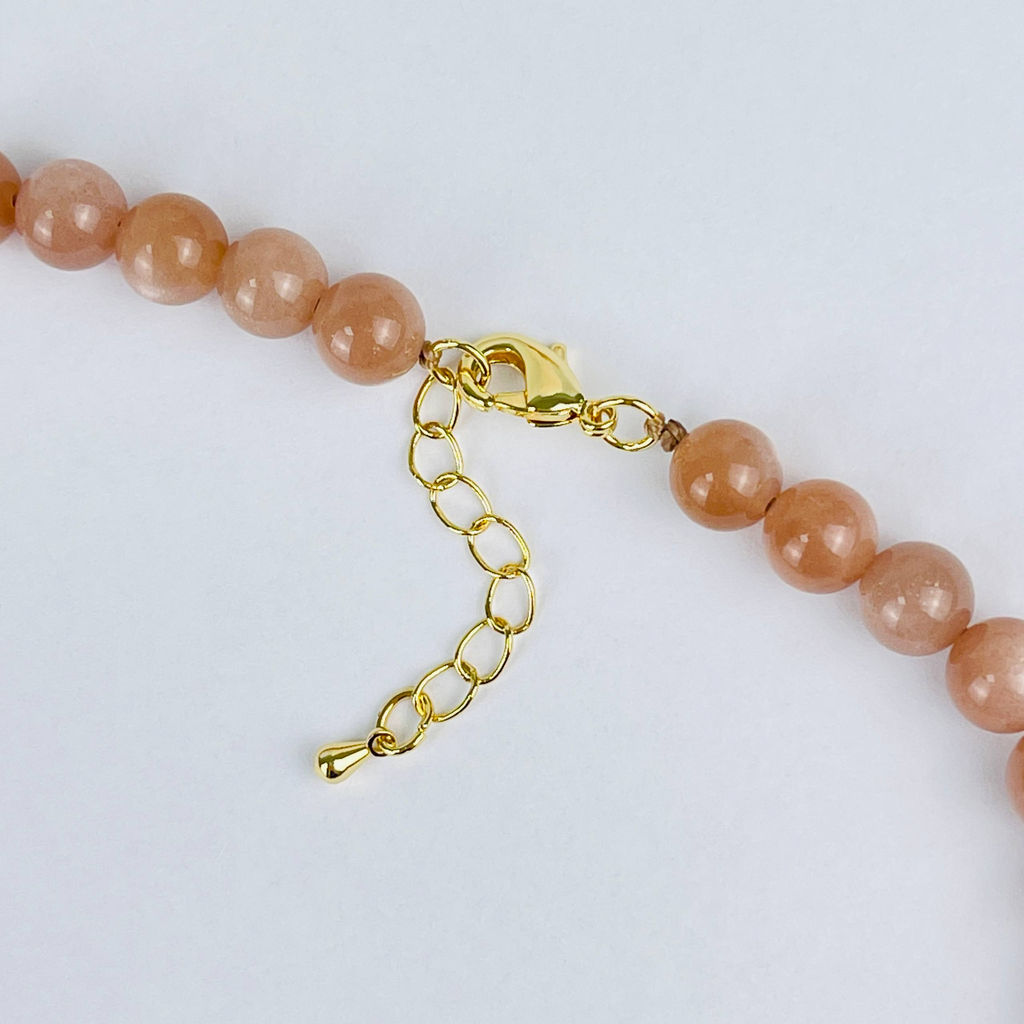 Бусы из Лунного камня