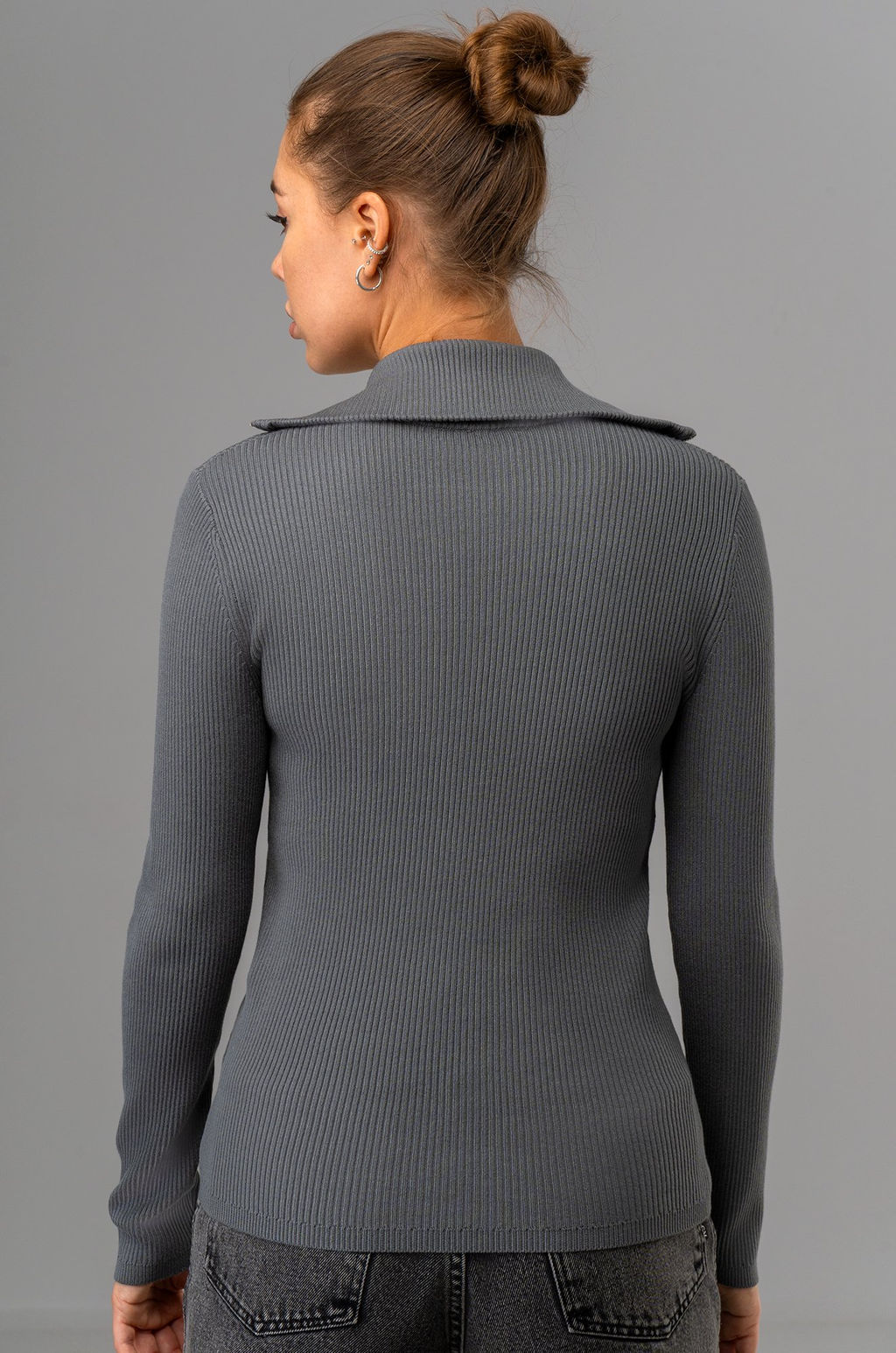 Женский джемпер в рубчик с воротником на молнии Happyfox - Happy fox фото 4