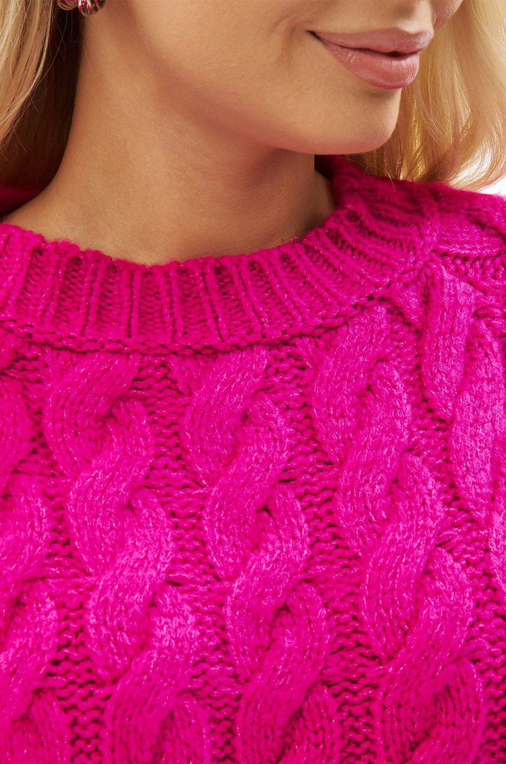 Женский свитер с косами оверсайз Happyfox