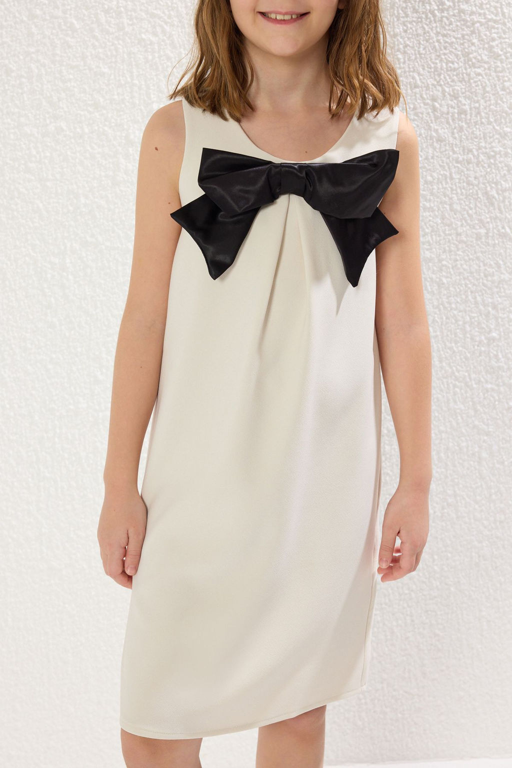 Beyaz K?z Cocuk Kurdele/Fiyonk Detayl? Mini Me Bayraml?k Dokuma Elbise TKDSS25EL00038 - Trendyolmilla фото 5