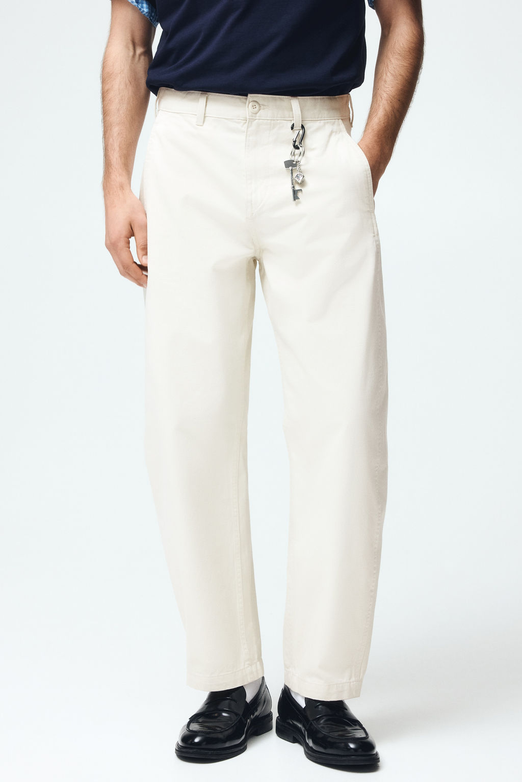 Chinos barrel Relaxed Fit - H&m фото 6