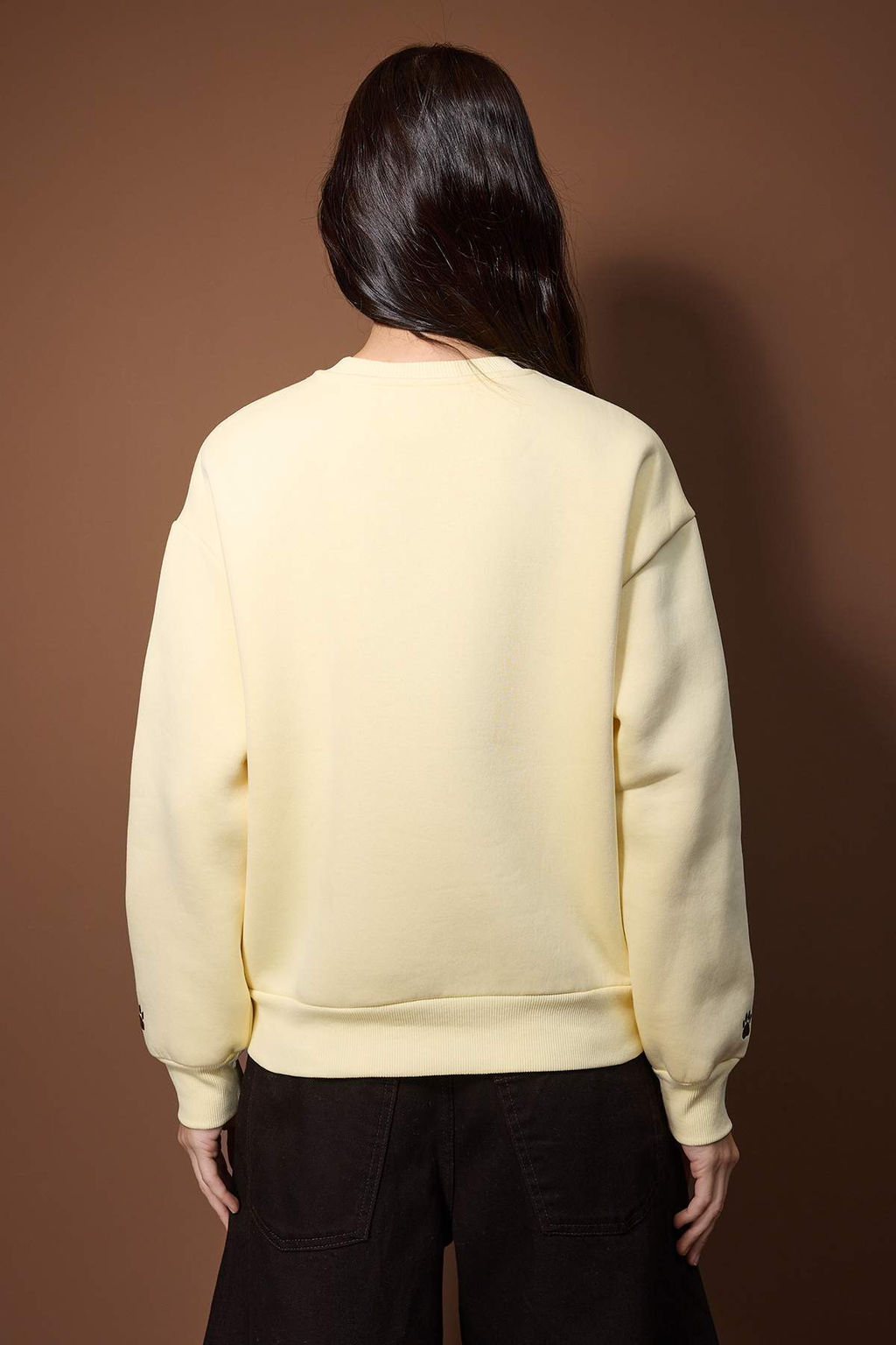 Ac?k Sar? Regular/Normal Kal?p Nak?s Detayl? Kal?n Ici Polarl? Orme Sweatshirt TWOAW26SW00200